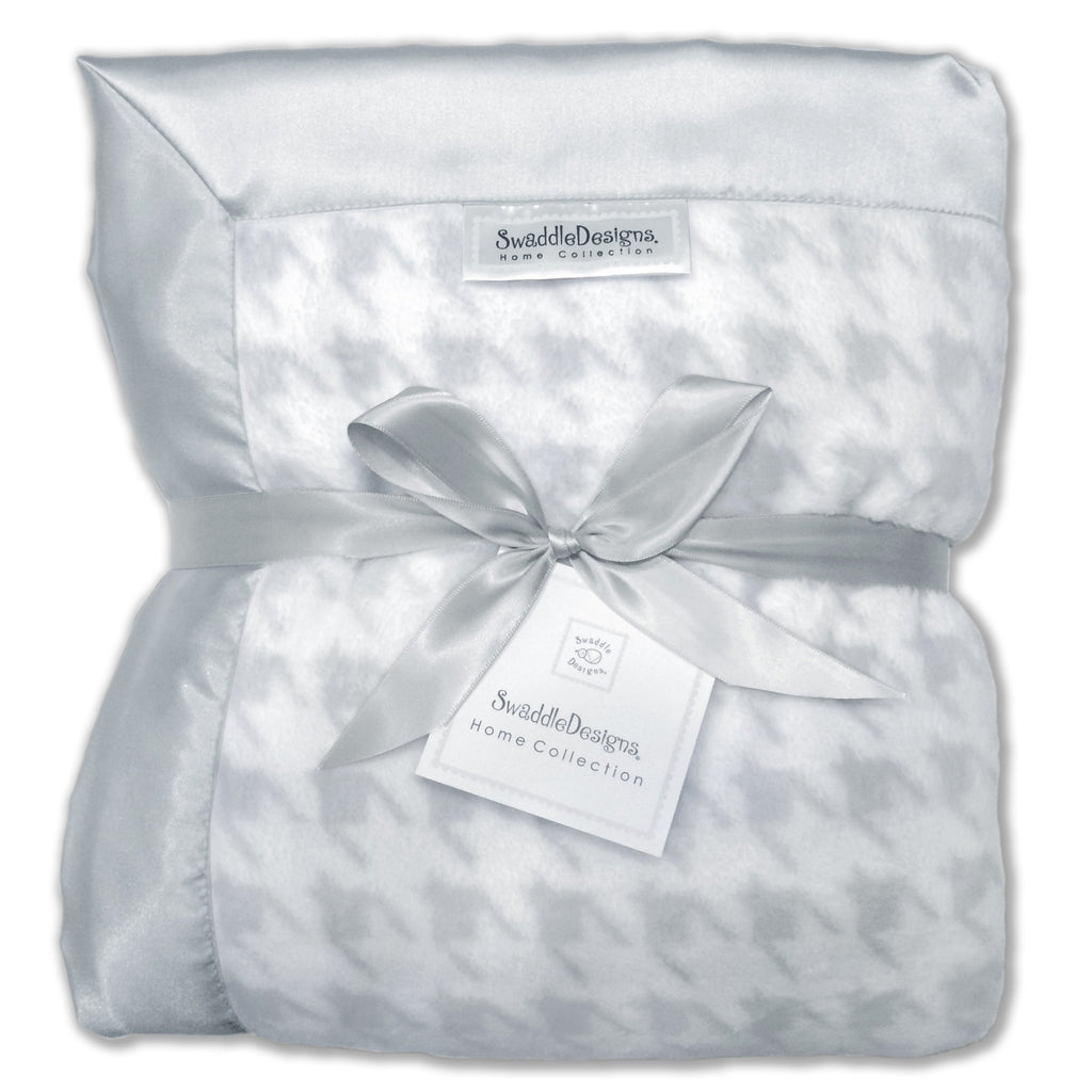 Adult Luxury Throw - Puppytooth