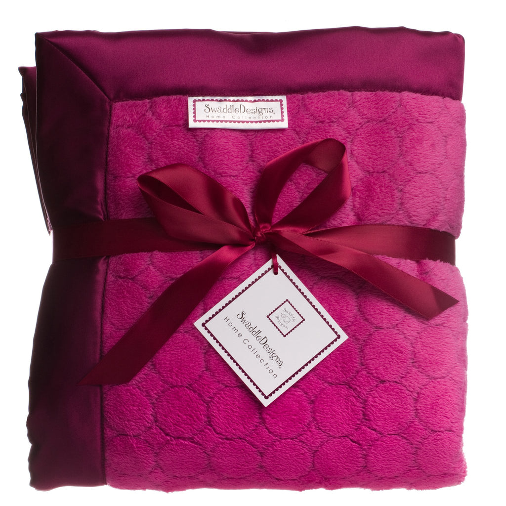 Adult Luxury Throw - Puff Circle, Very Berry